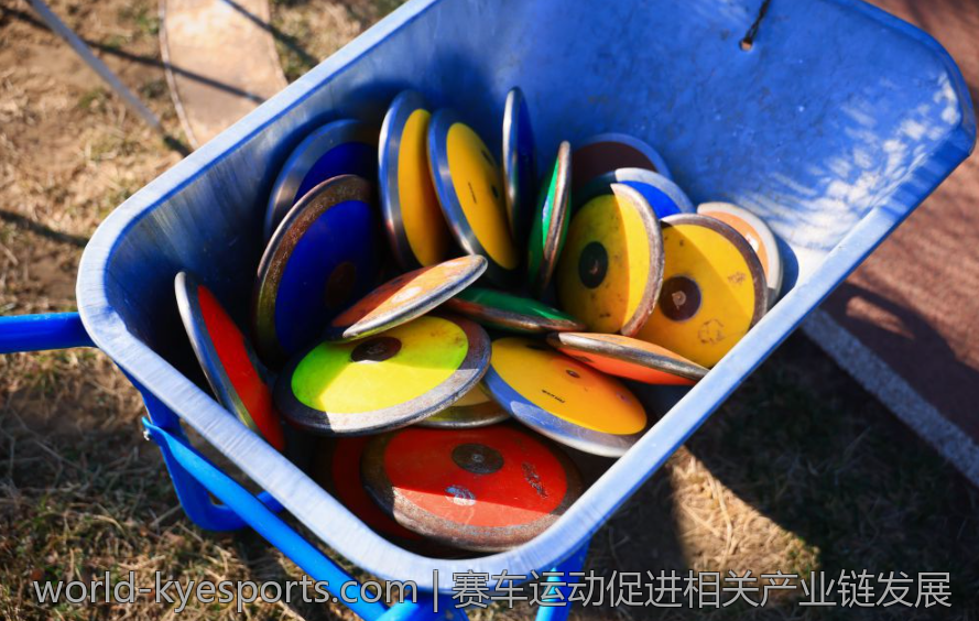 赛车运动促进相关产业链发展